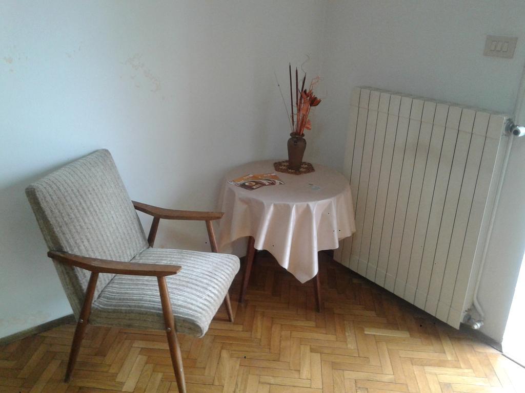 Guest House Roze 일리르스카비스트리차 외부 사진