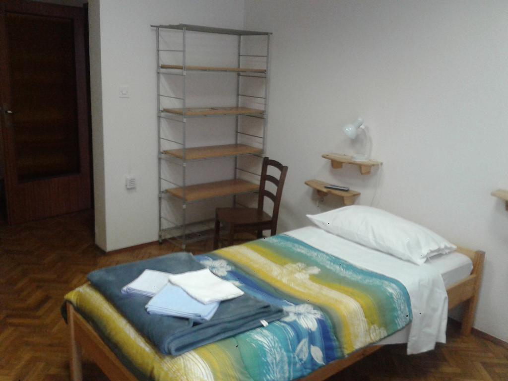 Guest House Roze 일리르스카비스트리차 외부 사진